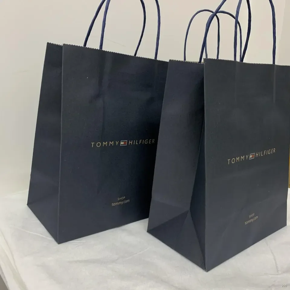 Tommy hilfiger paper discount bag