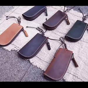 Simple genuine leather zipper car key pouch mens waist-mounted made of top-grain crazy horse leather large capacity multi-functional key holder