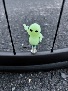 Character Valve Cap | Người bạn đồng hành nắp van xe đạp Bone thân thiện với môi trường