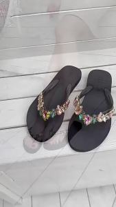 [Free Shipping] New Summer Color-Block Glass Rhinestone Flip-Flops for Women Beach Vacation Flat Sandals in Stock