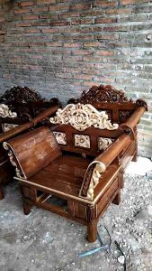 set kursi tamu madura