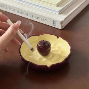 FFBH Ceramic Ashtray Cute Creative Funny Novelty Ashtrays Portable Stylish Aesthetic Ashtray Indoor Tray Home Ornament P9M4Y