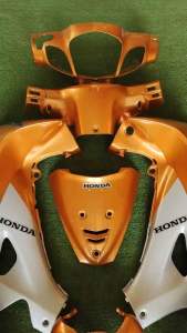 เฟรมรถ/ชุดสีรุ่นWave125S(หัวเถิก) สีส้มลิมิเต็ดตัดบรอนซ์(มี13ชิ้น)แถมน๊อตพอช