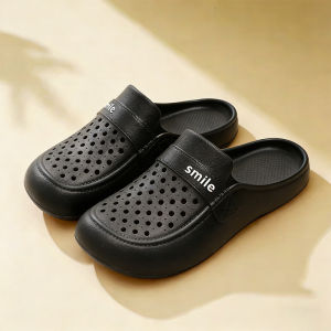 [Free Shipping] WomenS Summer Flat Sandals Fashionable Outdoor Half-Slippers Waterproof Non-Slip Beach Clogs For Middle-Aged And Elderly Women