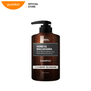 KUNDAL Honey and Macadamia Nature ShampooCherry Blossom 500ml