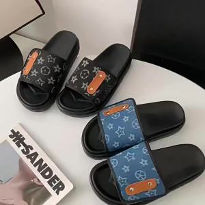 2026 New Velcro CoupleS Thick-Soled Platform Anti-Slip Summer Slippers Fashionable For Outdoor Beach Wear