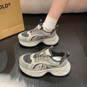 รองเท้าผ้าใบพื้นหนาสำหรับผู้หญิง รองเท้าผ้าใบสไตล์ลำลอง ออกแบบมาให้พอดีกับฝ่าเท้า ไม่ทำให้เท้าเมื่อยล้า นุ่มและไม่ลื่น สวมใส่ได้ง่าย