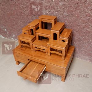 MAISAKPHRAE  โต๊ะหมู่บูชาไม้สัก หมู่ 9 หน้า 5 กว้าง 50  ยาว 90 สูงรวม 79 ซม. ขนาดลิ้นชัก กว้าง 29 ลึก 40 สูง 8 ซม.