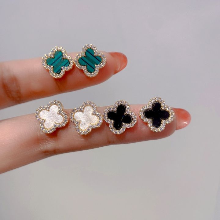 2023 fashion simple personality classic four-leaf clover micro