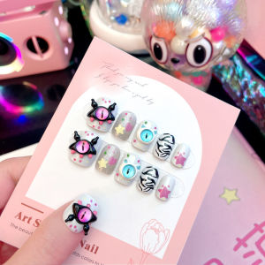 เล็บเทียมคลังสินค้าพร้อมตกแต่งด้วยโบว์และสัตว์ประหลาดเล็บปลอมความยาวกลางสำหรับกิจกรรมปาร์ตี้ผู้หญิงและเด็กผู้หญิง