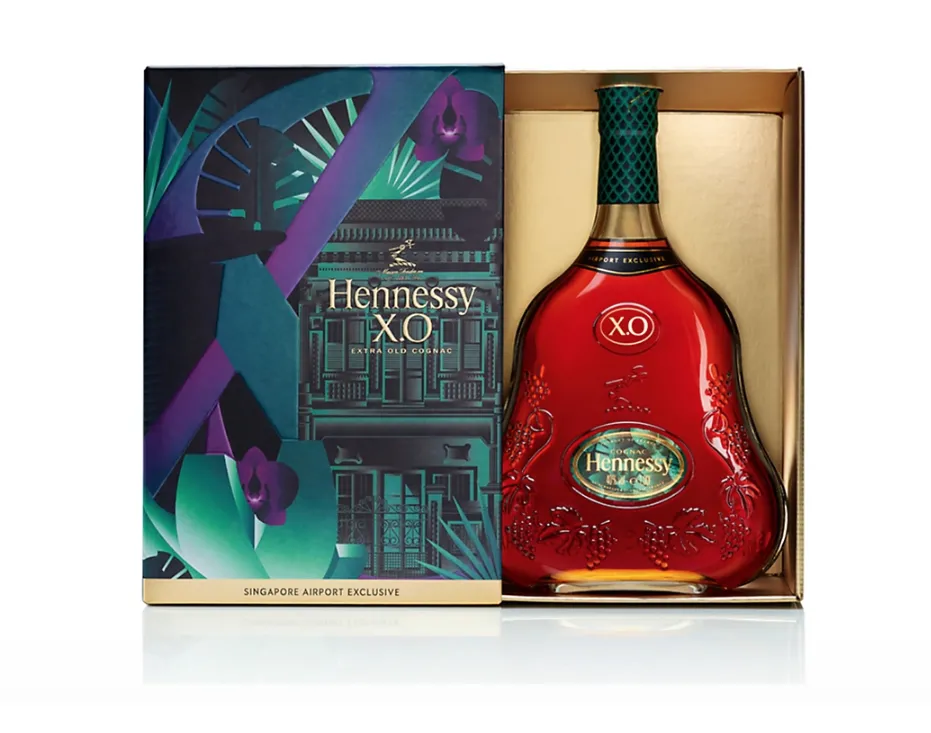 Hennessy XO Cognac Extra Old Singapore Limited Edition Box 1000ml