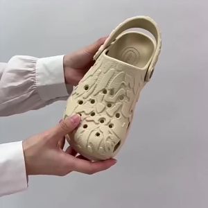 Crocs  Map-themed star style perforated beach sandals for women new summer non-slip sandals closed-toe slippers for outdoor wear