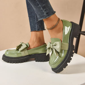 Free Shipping New Spring And Autumn Collection Of Versatile Multi-Colored Flat Shoes For Women Featuring A Black Bow Design And A Slip-On Loafer Style
