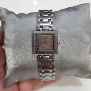 Đồng hồ inox nữ cao cấp Guy Laroche mặt vuông 20x20mm second hand Japan