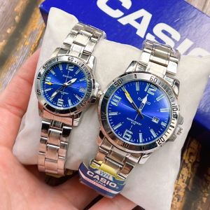 Watchhiend นาฬิกาข้อมือยี่ห้อหรู ใส่ได้ทั้งชายและหญิง หน้าปัดขนาด 4030 มม. มีวันที่ พร้อมกล่องแถมฟรี