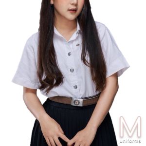 Maneenush เสื้อนักศึกษาทรงบอย แขนสามเหลี่ยม สีขาวนวล เสื้อนิสิต เสื้อนักศึกษาหญิง