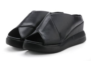 Luxus Freya Wedges 6 cm Sendal Jalan Wanita Sendal Kuliah Sendal Kerja Hitam Beige LX2032