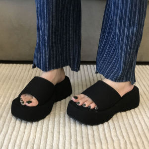 [Free Shipping] Thick-Soled One-Strap Sandals For Women Designed For Summer Wear Featuring A Unique And Stylish Look With A Low-Profile Platform And Open-Toe Design A New Style Of WomenS Shoes