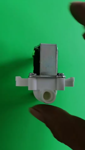 12/24V Water Valve Electric Solenoid Valve Low Pressure Water Outlet Valve Easy Installation Suitable for Water Dispener