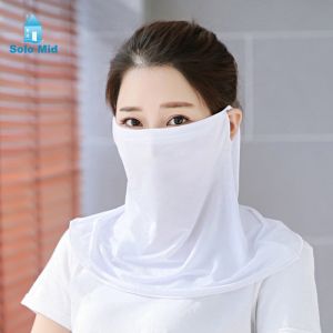 Lightweight and Breathable Ice Silk Face Mask with UV Protection for Golf Players and Outdoor Sports