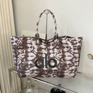 Soft Wrinkle Resistant Nylon Alo Yoga Leopard Print Large Tote Bag Bold Front Logo Double Reinforced Top Handles Waterproof Spacious Interior Shoulder Handbag For Women Gym Shopping Campus Daily Travel