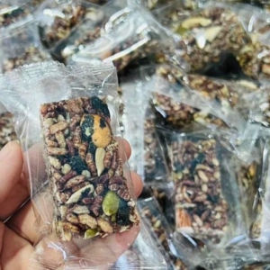 Thanh gạo lức mix hạt/ mix hạt chà bông/ mix hạt rong biển ăn kiêng [ĂN CHAY ĐƯỢC] - túi 1kg