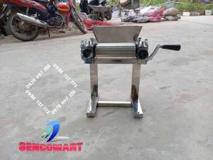 Máy cán khô bò khô trâu quay tay