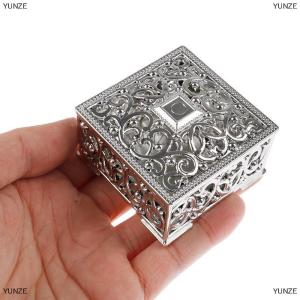 [COD] YUNZE Plastic Treasure Trinket Box Square Candy Box Treasure Chest Wedding Favor Box