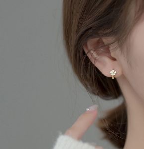 HUIHEYU earring for women Daily Romantic Flower Simplicity Gold Color Sliver Color Fashion Jewelry Ear Buckles Women Earrings Hoop Earrings Korean Style