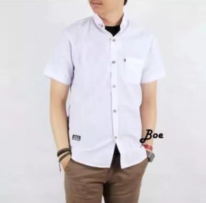 kemeja polos lengan pendek warna merah / kemeja polos distro casual COD