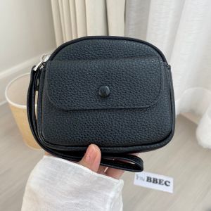 Pierre loues กระเป๋าสตางค์ใบสั้น มีสายคล้องมือหนังPUนิ่ม