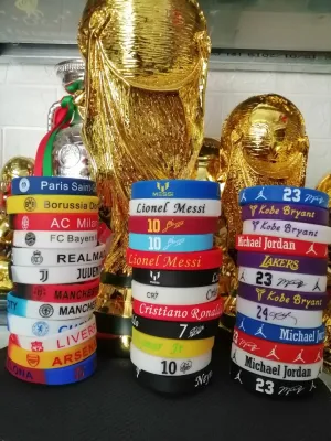 Vòng tay clb bóng đá - vòng tay messi neymar cr7 vòng tay cầu thủ bóng rổ
