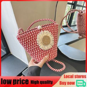 Women Girls Woven Straw Single Shoulder Crossbody Bag Flower Beach Shoulder Bag for Work Shopping Travel Daily