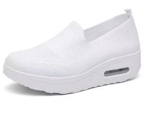 Free Shipping New WomenS Slip-On Casual Shoes Athletic Walking Shoes Soft-Soled Non-Slip Mom Shoes Outdoor Travel Shoes