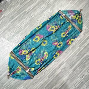 ชุดเปลเด็กครบชุด เปลนอนสำหรับเด็ก ผ้าเปลนอนสบาย สัมผัสนุ่มไม่บาดผิว ไม่อมเหงื่อ ผ้าเปลมีเหล็กดามหัวท้ายกันเปลห่อตัว โครงเปลปรับระดับได้ พับเก็บใส่กระเป๋าพกพาสะดวก สินค้าขายครบชุด มีโครงเปล+ผ้าเปล+กระเป๋า