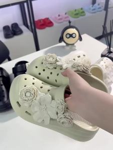 New Ultra-Soft Perforated Sandals For Women Thick-Soled Height-Increasing Lightweight Durable Suitable For Summer Outdoor Wear Closed-Toe Sandals