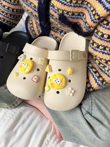 Thick-Soled Perforated Shoes For Women Summer Outdoor Wear 2025 New Model Indoor Home Non-Slip Closed-Toe Sandals For Men