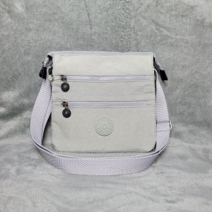 Túi Vải Đeo Chéo Kipling Mã KL21 Chất Liệu Vải Dù Chống Nước Túi Có 3 Đáy Có Nhiều Ngăn Để Đồ Dáng Túi Vuông KT 24X24x17cm ( ảnh thật )