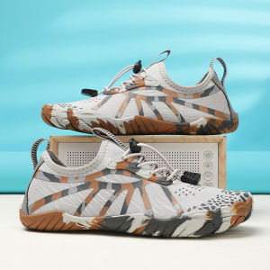 Non-slip quick-drying water-resistant hiking shoes for outdoor activities indoor fitness and yoga yoga mat