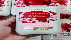 mẫu mới - Lotion dưỡng thể cho da Japanese Cherry Blossom chai 236ml của hãng Bath & Body Works từ Mỹ - -Tăng cường vitamin A & E Và Tinh Dầu Dừa giúp điều kiện và nuôi dưỡng làn da - Lotion dưỡng thể Cherry Blossom Tinh dầu dừa và Vitamin E vừa tiết