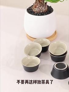 Tea set and cup storage box dust-proof transparent cup storage rack Kung Fu tea pot and cup with lid cabinet for organizing