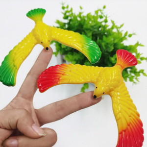 Balance Maintain Eagle Desk Decoration Magic Home Table Decors Fine Tumbler Bird Kids Educational Learning Toy