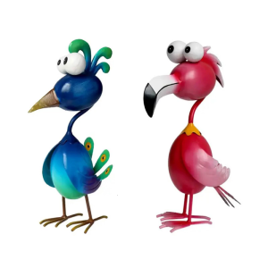 Modern Flamingoes Peacocks Chicken Metal Yard Decoration Durability Iron Garden Ornaments For Patios And Landscape