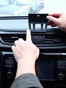 Factory Direct Supply Suitable for Sylphy / Bluebird Special Car Phone Holder   Air Outlet Navigation Base