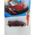 Hot Wheels McLaren P1 Merah Maroon Quarter Mile Heroes. 