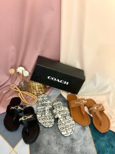CH FLAT SANDALS PREMIUM 01