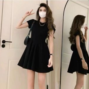 Retro French Romantic Black Simple Short Sleeved Womens Dress Summer Round Neck Short Skirt