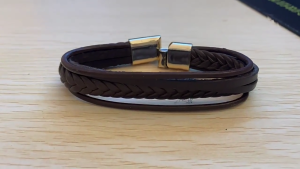 Fashionable Mens Bracelet Crafted For The European Market With A Blend Of Simplicities And Style For Modern Couples