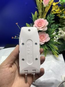 Ổ cắm chia 3 chia 5 xoay gập 180 độ 2200W
