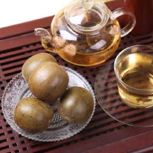 BUAH LOHANKUO LO HAN KUO LO HAN GUO HERBAL ALAMI ASLI SEGAR UNTUK TENGGOROKAN PANAS DALAM BATUK ALAMI MENYEGARKAN